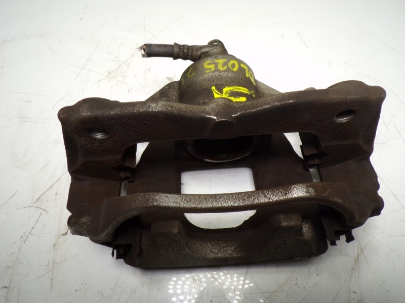 Recambio de pinza freno delantera izquierda para toyota verso 1.6 16v cat referencia OEM IAM 4775002361  