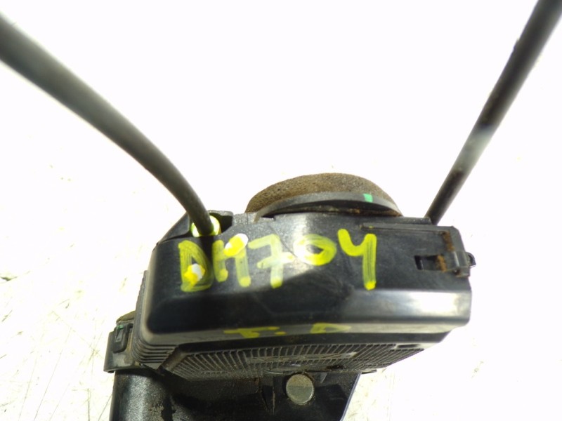 Recambio de cerradura puerta trasera derecha para toyota prius (nhw20) 1.5 cat referencia OEM IAM 6905047040  