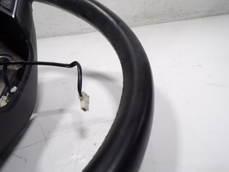 Recambio de volante para hyundai santa fe essence 2wd referencia OEM IAM 56110S1180NNB 190520160905 190520160905