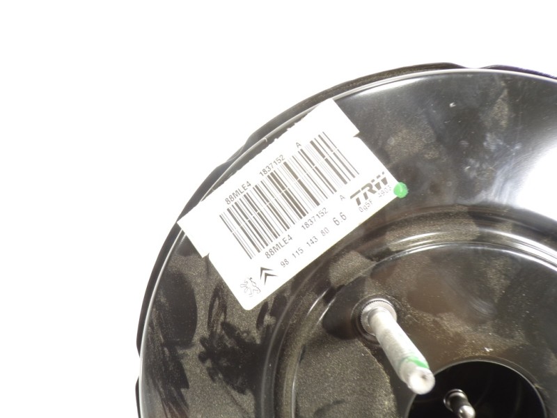 Recambio de servofreno para citroën c4 cactus 1.2 12v e-thp referencia OEM IAM 1609894980 9811514380 