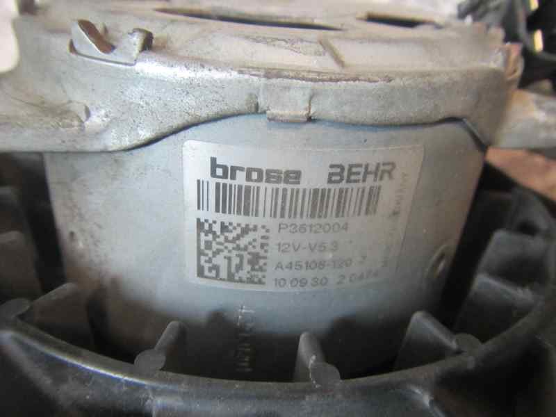 Recambio de electroventilador para opel insignia berlina edition referencia OEM IAM 13241733 A451061207 A451061207