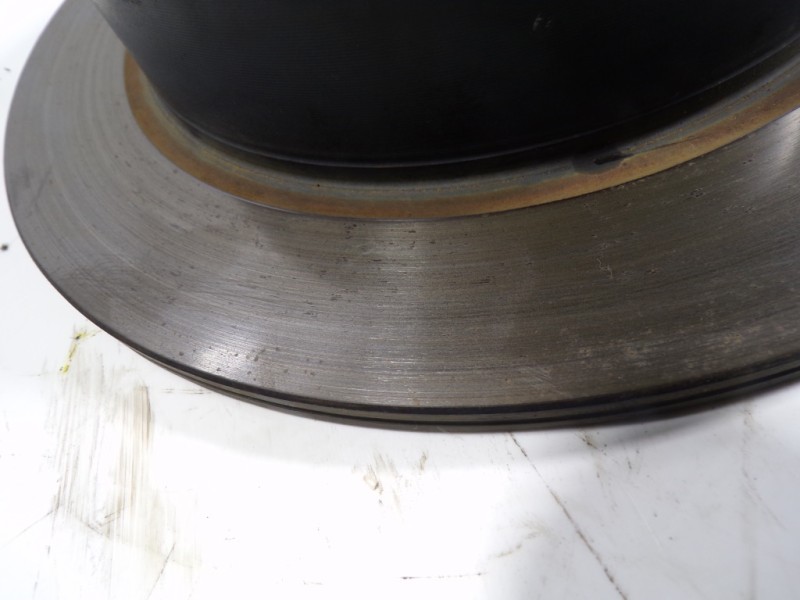 Recambio de disco freno trasero para toyota prius (nhw20) 1.5 cat referencia OEM IAM 4243147030  