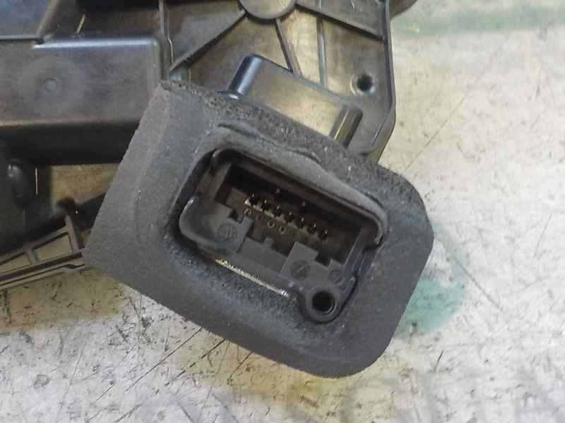 Recambio de cerradura puerta delantera izquierda para skoda yeti 1.2 tsi referencia OEM IAM 5K1837015B 5K1837015B 