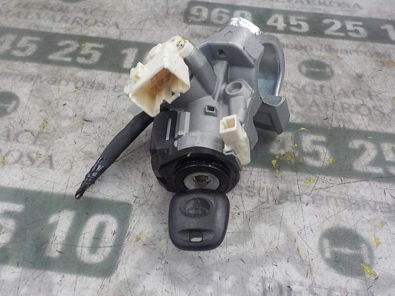 Recambio de antirrobo para toyota verso 1.6 16v cat referencia OEM IAM 690570F080 897830F030 