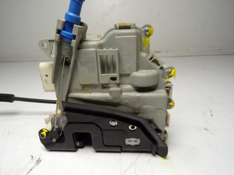 Recambio de cerradura puerta delantera derecha para audi q3 (8u) 2.0 tdi referencia OEM IAM 8J1837016C 8J1837016C 