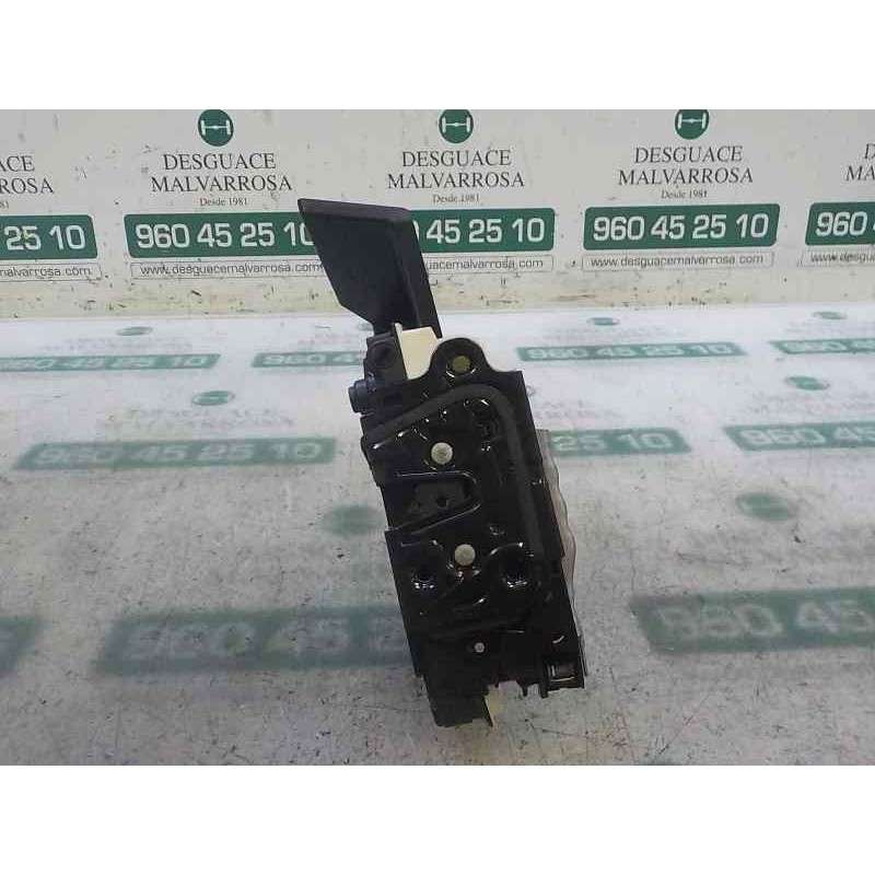 Recambio de cerradura puerta trasera derecha para skoda yeti 1.2 tsi referencia OEM IAM 5K4839016F 5K4839016F 