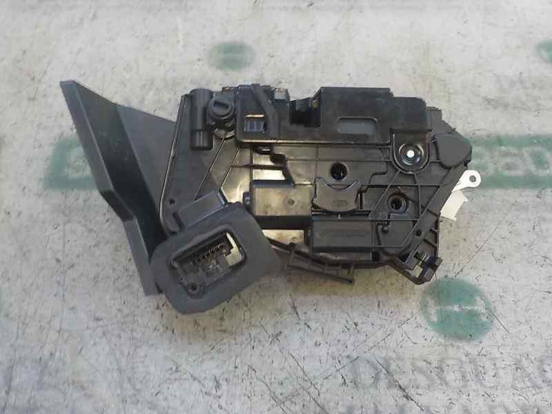 Recambio de cerradura puerta trasera derecha para skoda yeti 1.2 tsi referencia OEM IAM 5K4839016F 5K4839016F 