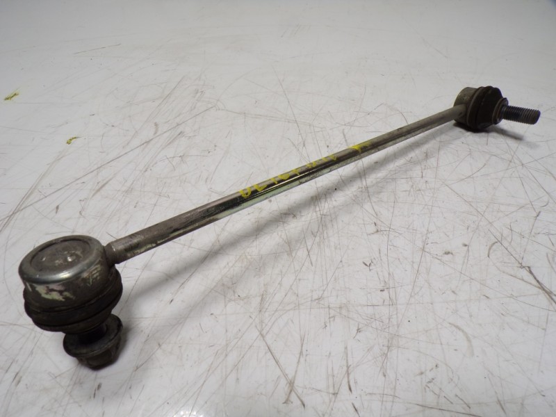 Recambio de bieleta estabilizadora delantera izquierda para volkswagen arteon (3h7) elegance referencia OEM IAM 5Q0411315A  