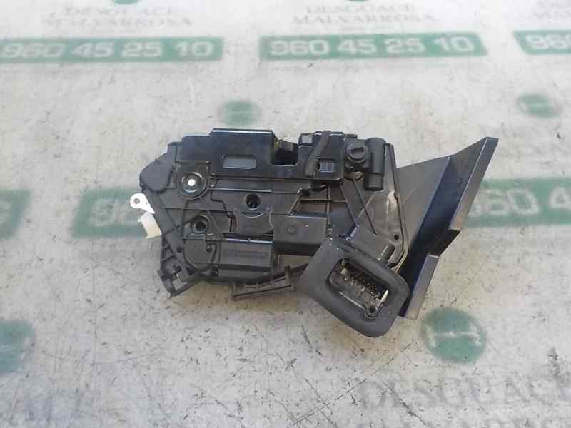 Recambio de cerradura puerta trasera izquierda para skoda yeti 1.2 tsi referencia OEM IAM 5K4839015F 5K4839015F 