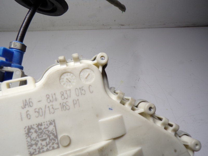 Recambio de cerradura puerta delantera izquierda para audi q3 (8u) 2.0 tdi referencia OEM IAM 8J1837015C 8J1837015C 