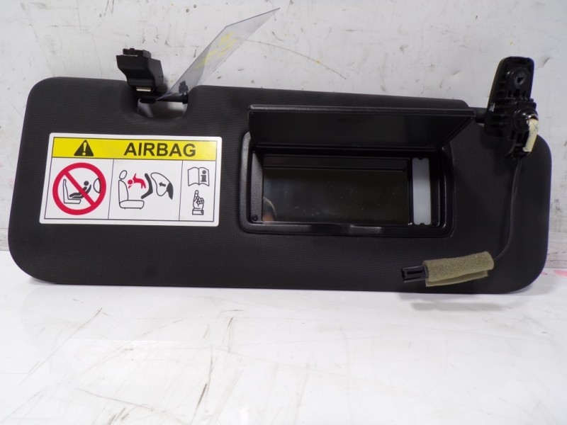 Recambio de parasol derecho para alfa romeo stelvio (630) executive 4wd referencia OEM IAM 156125498  