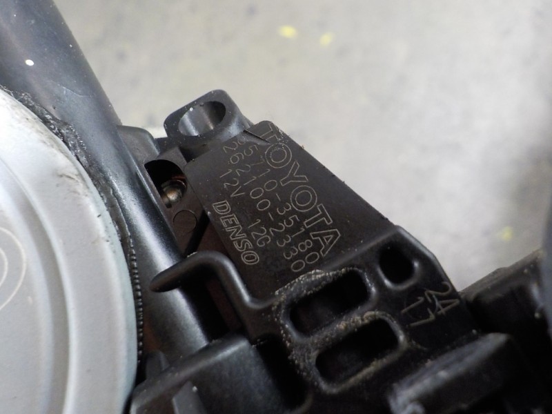 Recambio de elevalunas trasero derecho para toyota prius (nhw20) 1.5 cat referencia OEM IAM 6980152070 5571035180 2621002330