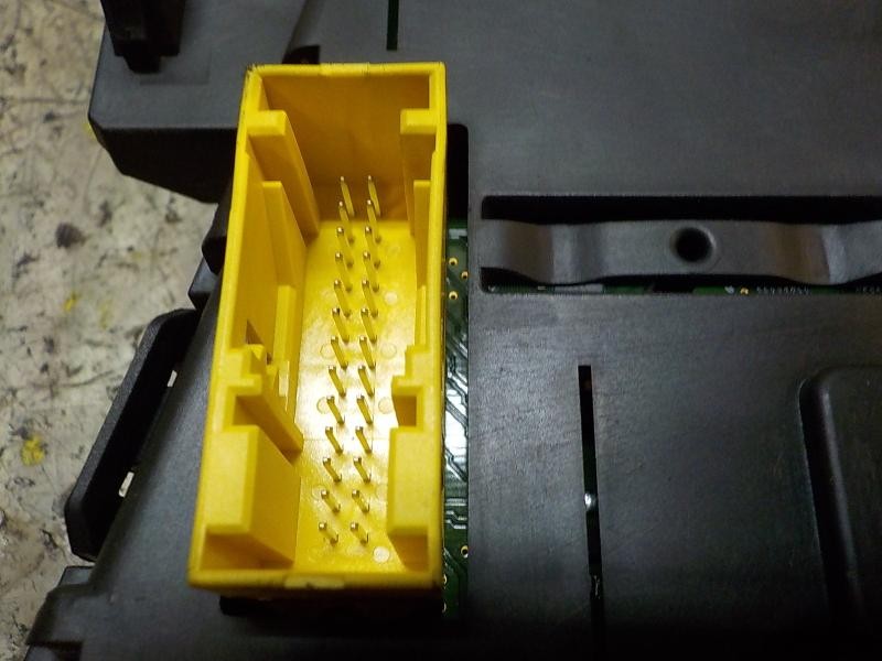 Recambio de cuadro instrumentos para citroën c4 picasso 1.6 16v hdi fap referencia OEM IAM 6103T9  