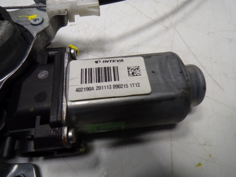 Recambio de elevalunas trasero derecho para nissan qashqai (j10) 1.5 turbodiesel cat referencia OEM IAM 82700JD400 402190A 