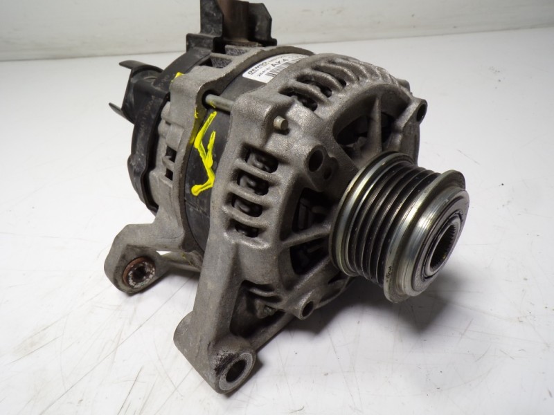 Recambio de alternador para opel corsa e 1.4 referencia OEM IAM 13585664 13585664 