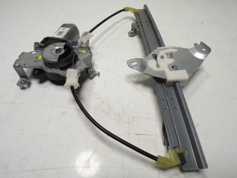 Recambio de elevalunas trasero izquierdo para nissan qashqai (j10) 1.5 turbodiesel cat referencia OEM IAM 82701JD400 402191A 