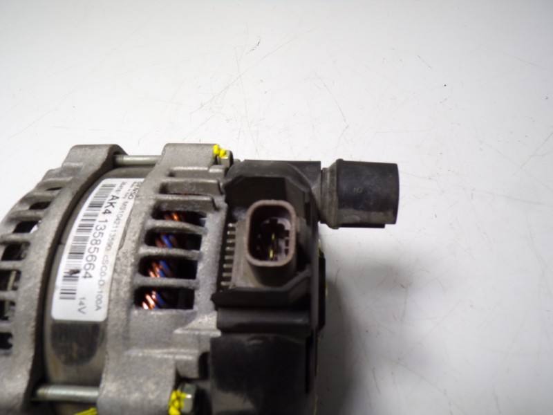 Recambio de alternador para opel corsa e 1.4 referencia OEM IAM 13585664 13585664 