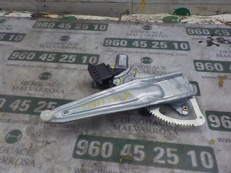 Recambio de elevalunas trasero derecho para toyota verso 1.6 16v cat referencia OEM IAM 698300F041 857100F041 