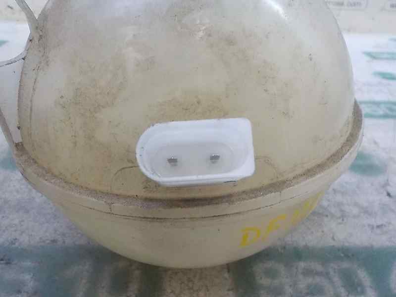 Recambio de deposito expansion para skoda yeti 1.2 tsi referencia OEM IAM 1K0121407A 1K0121407A 