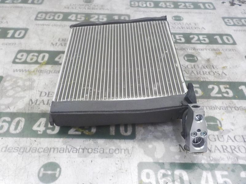 Recambio de evaporador aire acondicionado para toyota verso 1.6 16v cat referencia OEM IAM 8850102290  