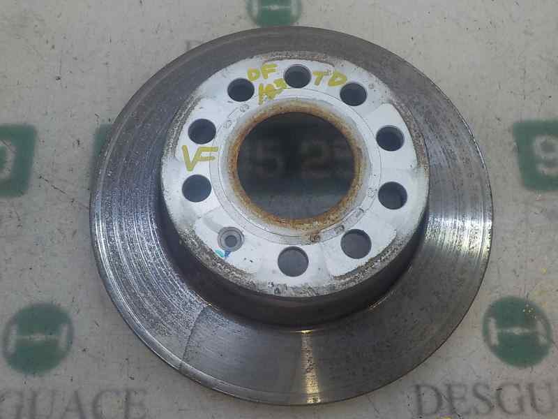 Recambio de disco freno trasero para skoda yeti 1.2 tsi referencia OEM IAM 1K0615601AB  