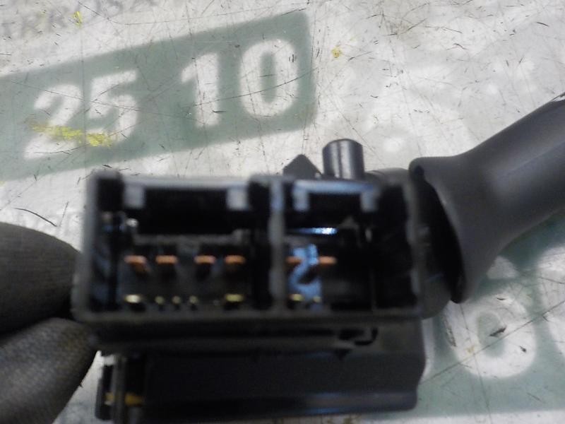 Recambio de mando limpia para toyota verso 1.6 16v cat referencia OEM IAM 8465205190  