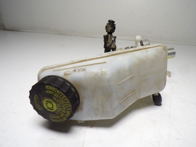 Recambio de bomba freno para opel corsa e 1.4 referencia OEM IAM 39086987 0204800171 