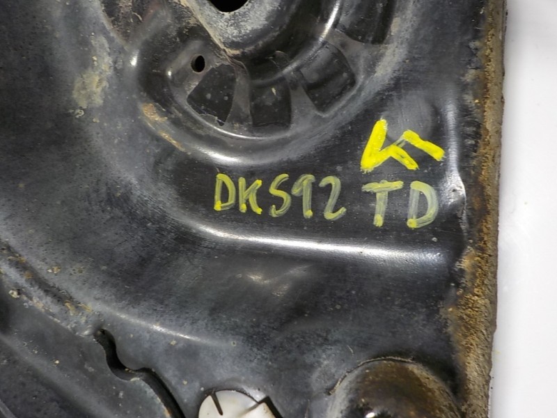 Recambio de mangueta trasera derecha para nissan qashqai (j10) 1.5 turbodiesel cat referencia OEM IAM 55501JD00A  43202JG01A