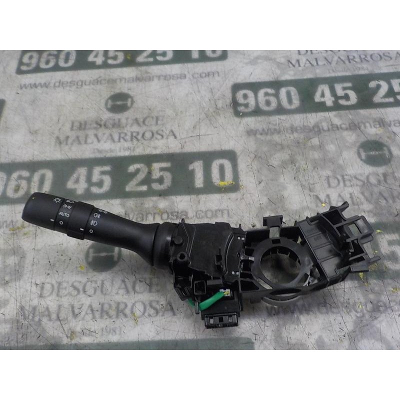 Recambio de mando luces para toyota verso 1.6 16v cat referencia OEM IAM 8414005190  