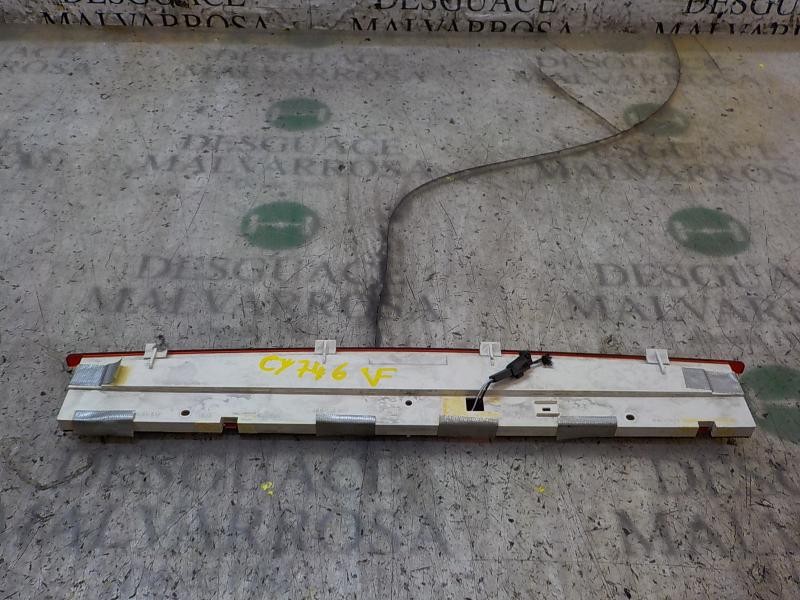 Recambio de piloto trasero central para audi a8 (4e2) 4.2 v8 40v referencia OEM IAM 4E0945097  