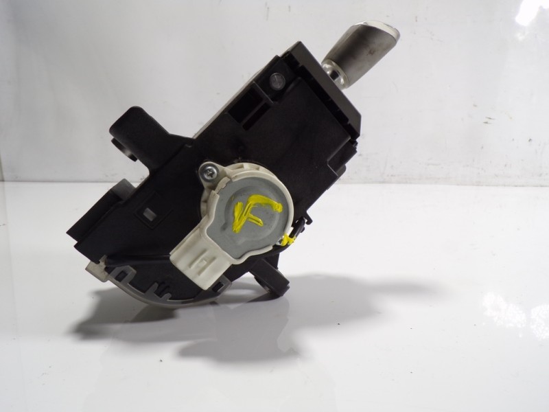 Recambio de palanca cambio para toyota prius (nhw20) 1.5 cat referencia OEM IAM 3356047022  