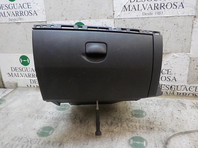 Recambio de guantera para renault clio iii 1.5 dci diesel cat referencia OEM IAM   