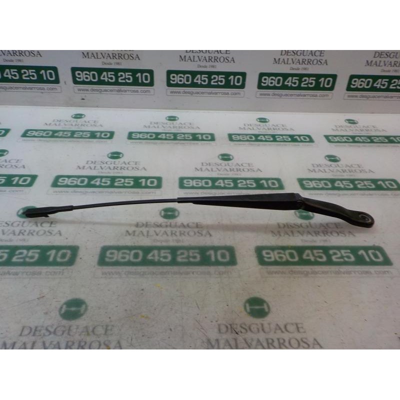 Recambio de brazo limpia delantero derecho para land rover freelander (lr2) 2.2 td4 cat referencia OEM IAM LR002246  