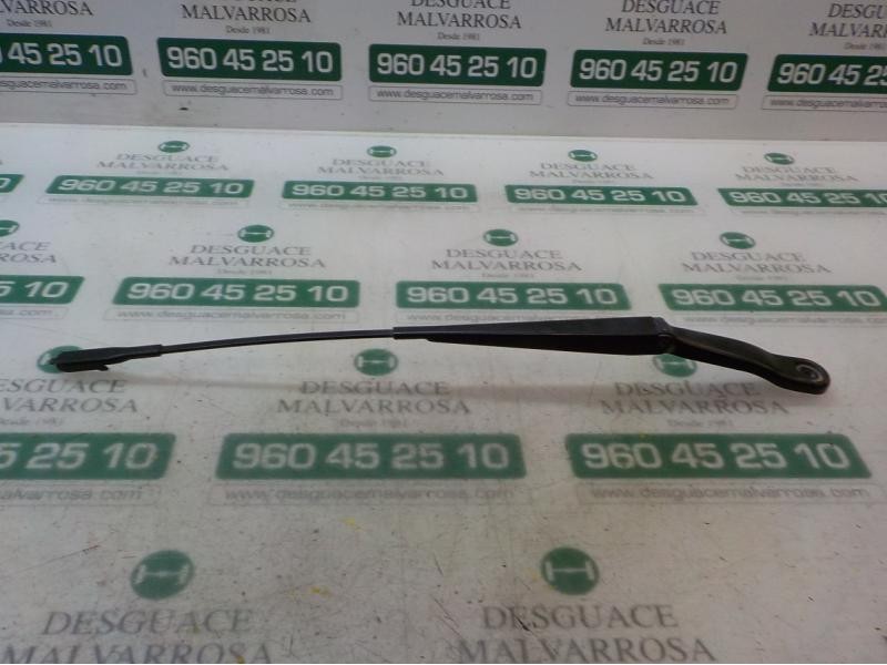 Recambio de brazo limpia delantero derecho para land rover freelander (lr2) 2.2 td4 cat referencia OEM IAM LR002246  