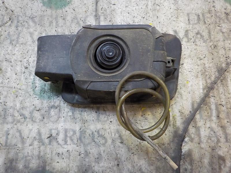 Recambio de tapa combustible para audi a8 (4e2) 4.2 v8 40v referencia OEM IAM 4E0809857E  