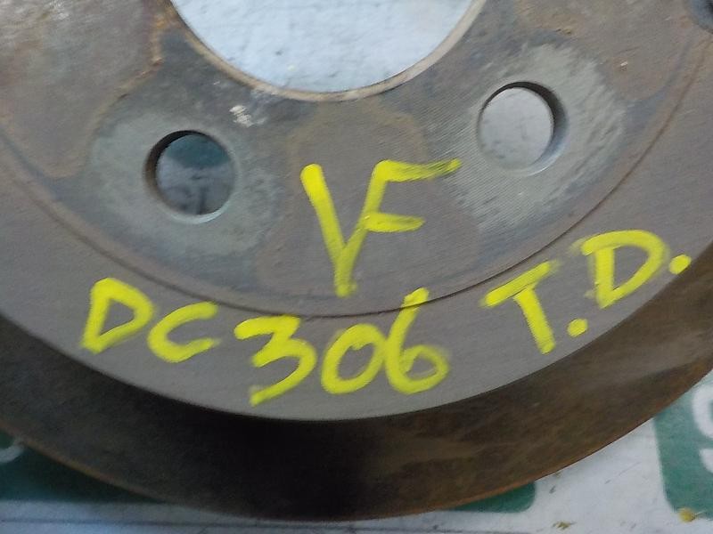 Recambio de disco freno trasero para land rover freelander (lr2) 2.2 td4 cat referencia OEM IAM LR001018  