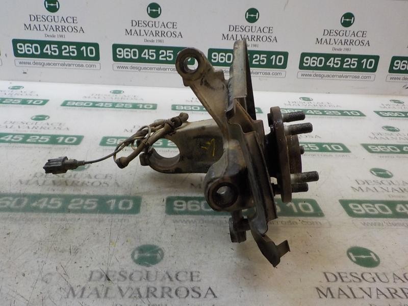 Recambio de mangueta delantera derecha para land rover freelander (lr2) 2.2 td4 cat referencia OEM IAM LR006858  