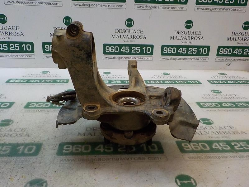 Recambio de mangueta delantera derecha para land rover freelander (lr2) 2.2 td4 cat referencia OEM IAM LR006858  