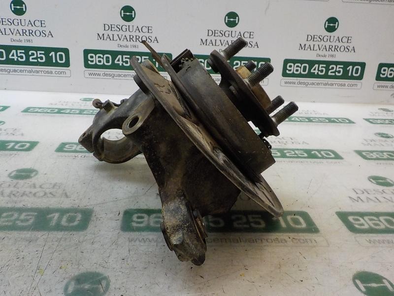 Recambio de mangueta trasera derecha para land rover freelander (lr2) 2.2 td4 cat referencia OEM IAM LR006962  