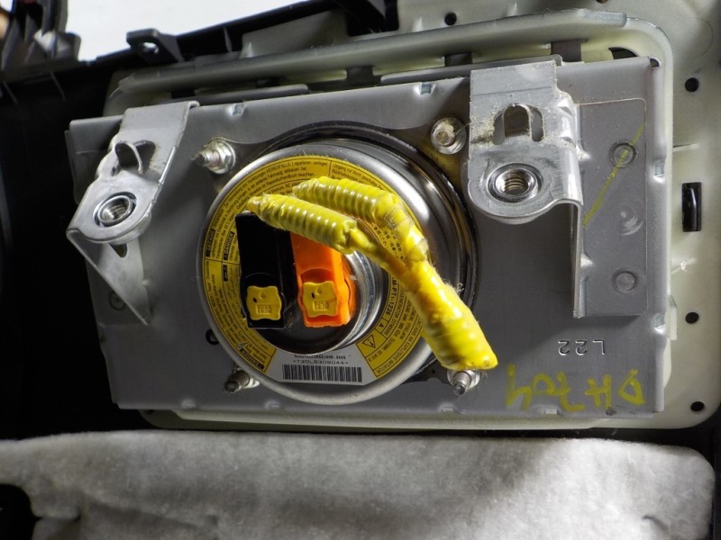 Recambio de salpicadero para toyota prius (nhw20) 1.5 cat referencia OEM IAM 5530047040C0 K02166305P3J K02166305P3J