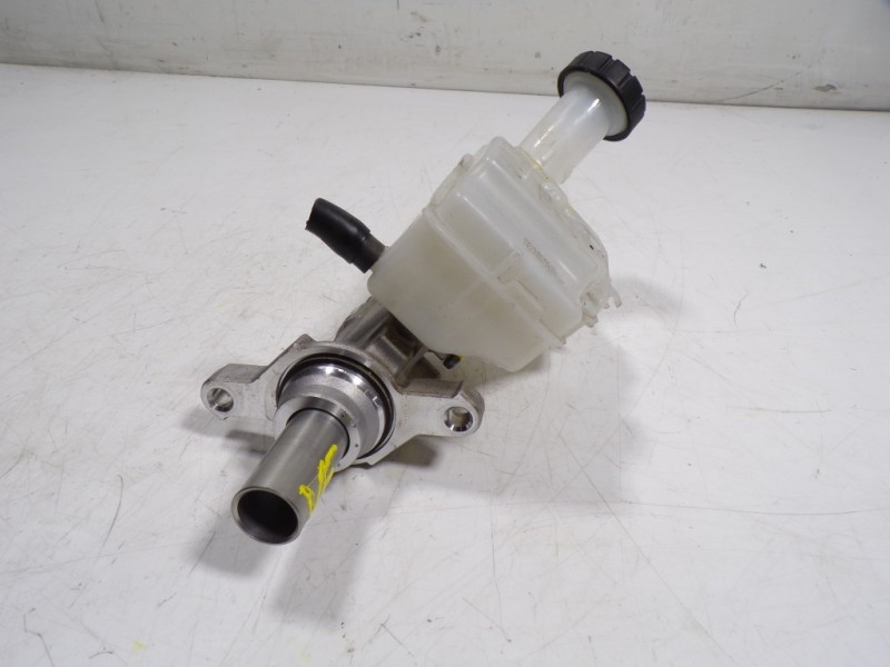 Recambio de bomba freno para renault clio v 1.5 blue dci diesel fap referencia OEM IAM  460912995R 