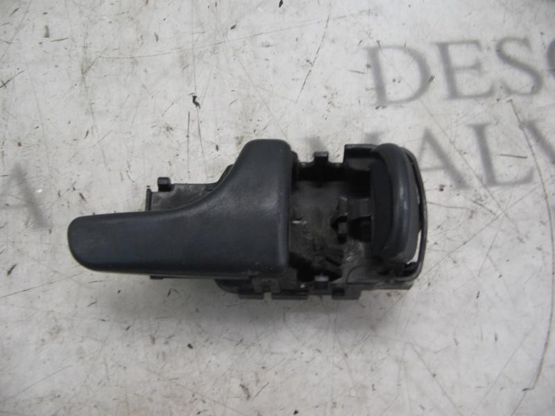 Recambio de maneta interior delantera derecha para nissan primera berl./familiar (p10/w10) lx berlina (p10) referencia OEM IAM  