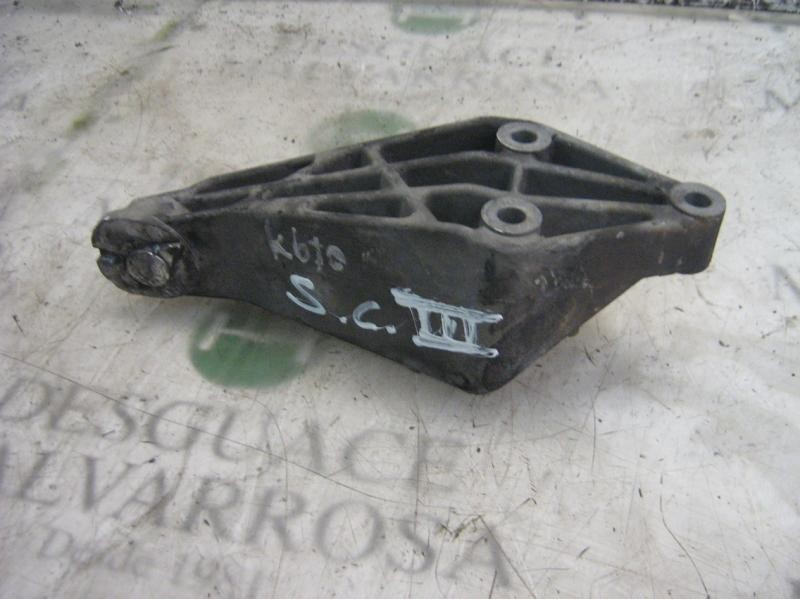 Recambio de soporte cambio para opel vectra b berlina 2.0 dti referencia OEM IAM   