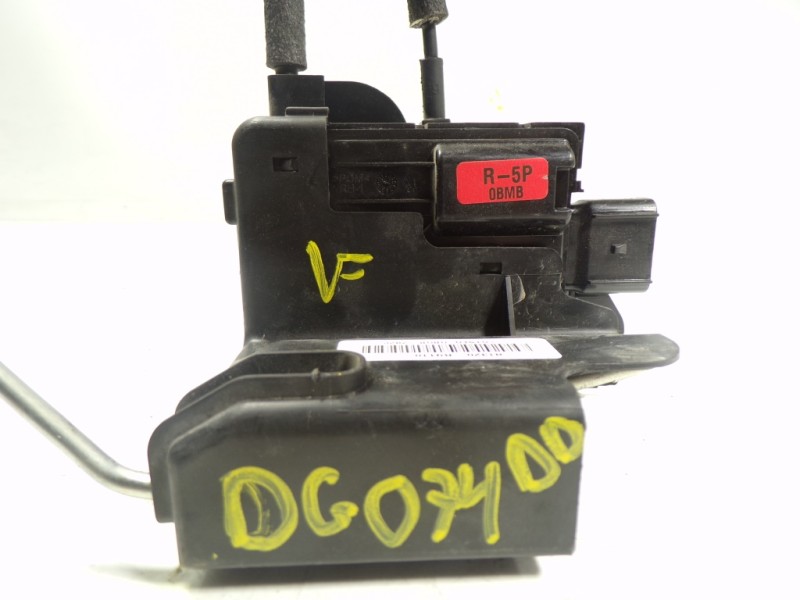 Recambio de cerradura puerta delantera derecha para hyundai i10 1.0 cat referencia OEM IAM 81320B9110 81320B9110 