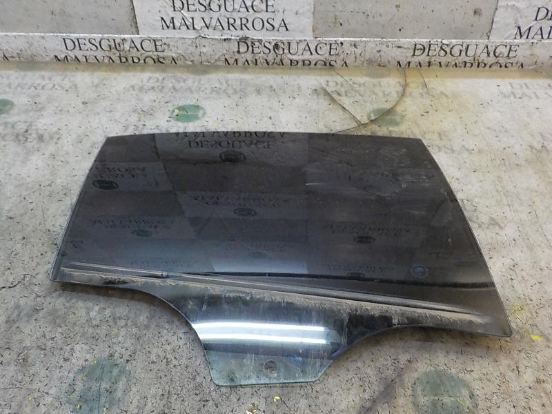 Recambio de cristal puerta trasero derecho para bmw serie 3 berlina (e90) 320d referencia OEM IAM 51347060268  