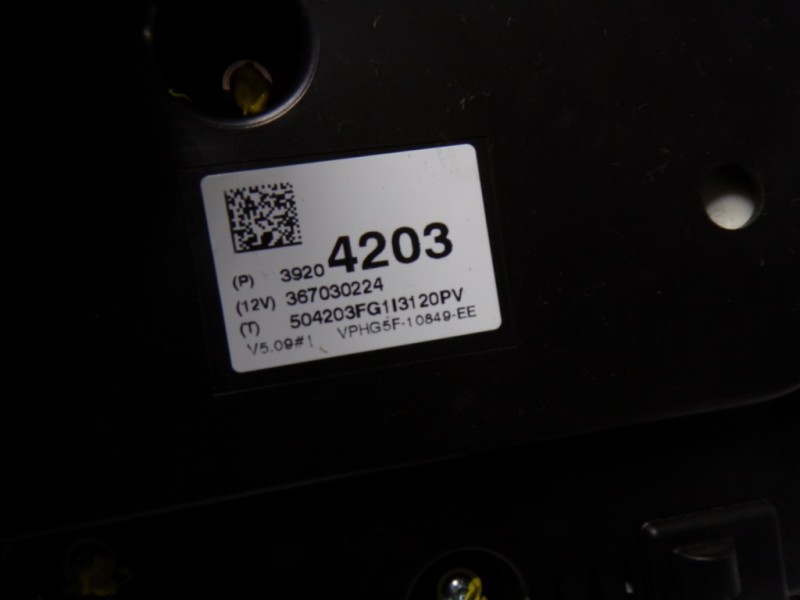 Recambio de cuadro instrumentos para opel corsa e 1.4 referencia OEM IAM 39204203 39204203 