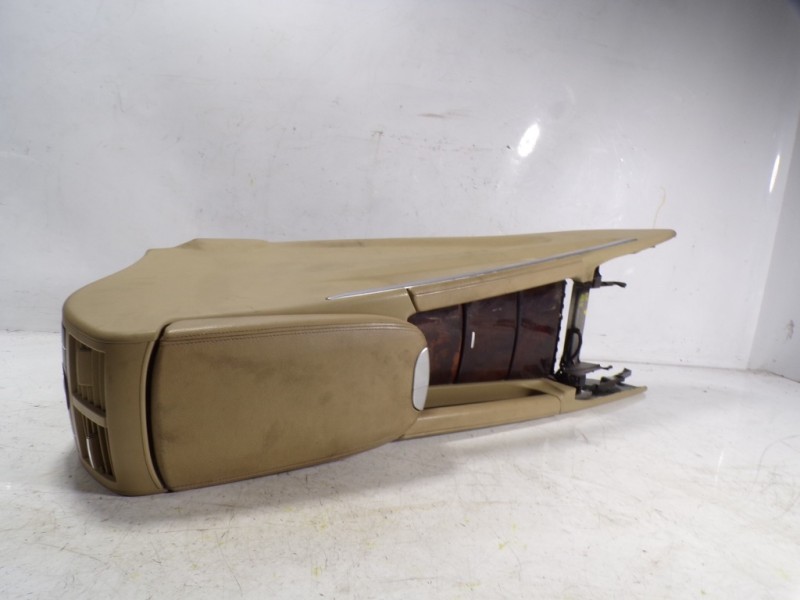 Recambio de apoyabrazos central para mercedes-benz clase m (w164) 3.5 v6 cat referencia OEM IAM A16468010528K56  