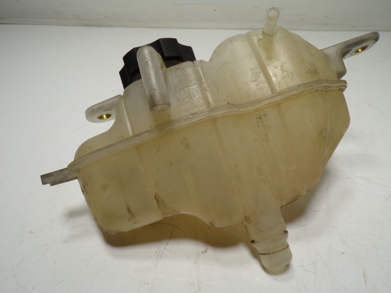 Recambio de deposito expansion para opel corsa e 1.4 referencia OEM IAM 39007213 13436102 