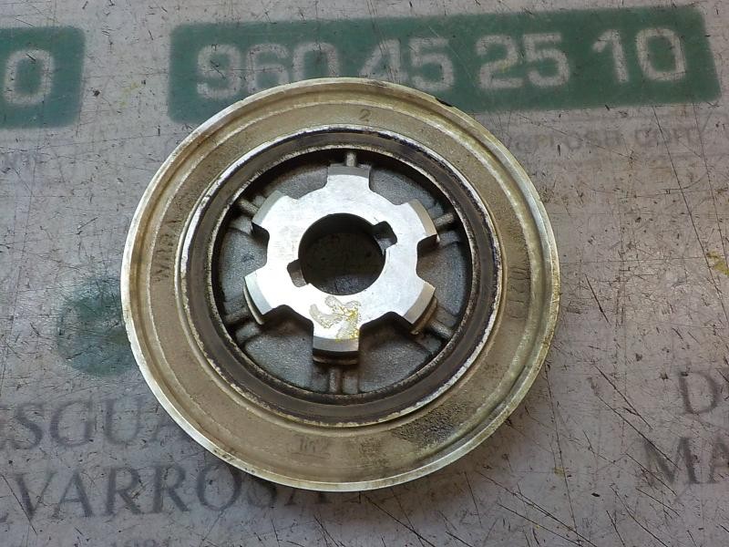 Recambio de polea cigueñal para land rover freelander (lr2) 2.2 td4 cat referencia OEM IAM LR006672 9683886680 