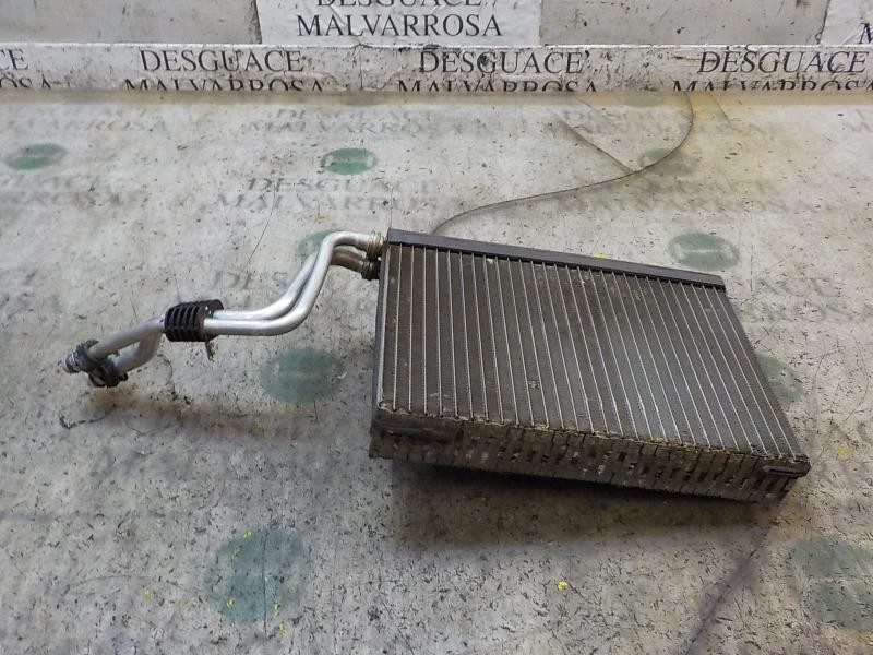Recambio de evaporador aire acondicionado para bmw serie 3 berlina (e90) 320d referencia OEM IAM 64119290888  